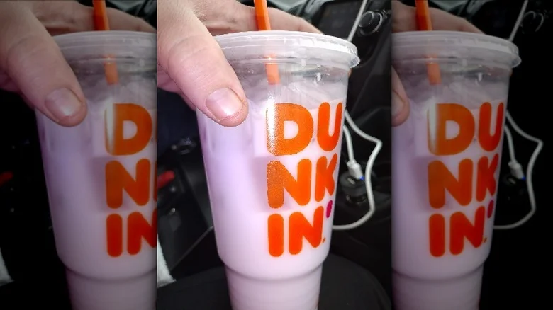Dunkin Donuts Refreshers Menu Prices, Flavors & Secret Hacks! 3 Dunkin Refresher (Strawberry Dragonfruit)